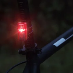 VDO Eco Light Red Plus Fahrrad-Rücklicht Mit Bremslichtfunktion -Bike Geschaft vdo eco light red plus fahrrad ruecklicht bremslicht 2020 304436 c